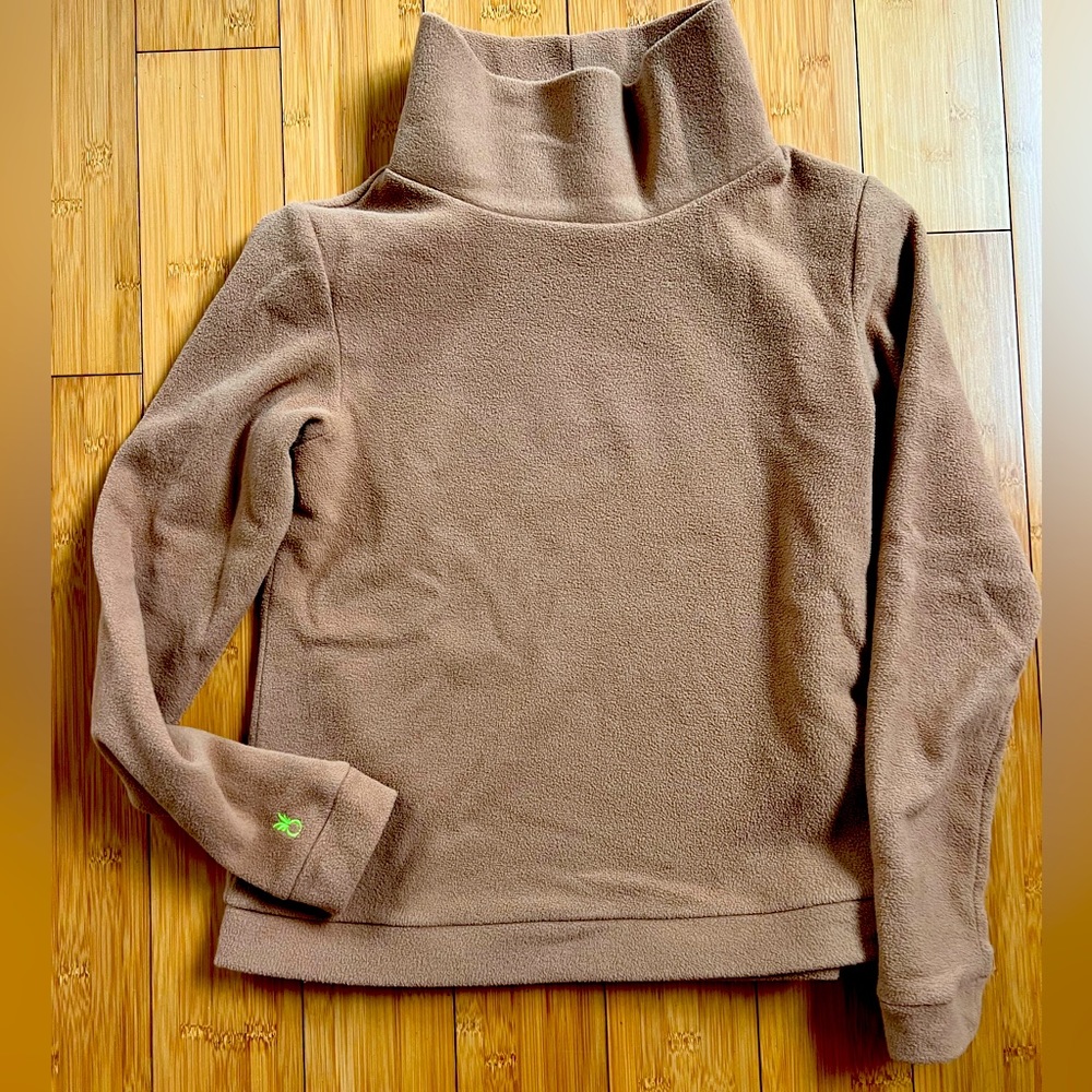 XS Dudley Stephens Camel Fleece Turtleneck
